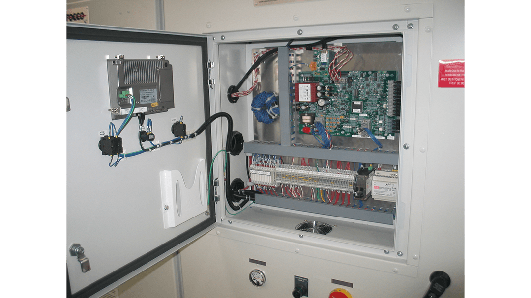 Power Supply CFC III logic board enclosed